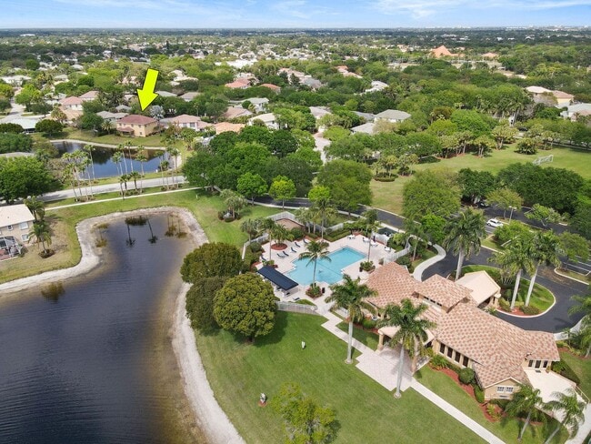 Building Photo - 207 Banyanwood Pt