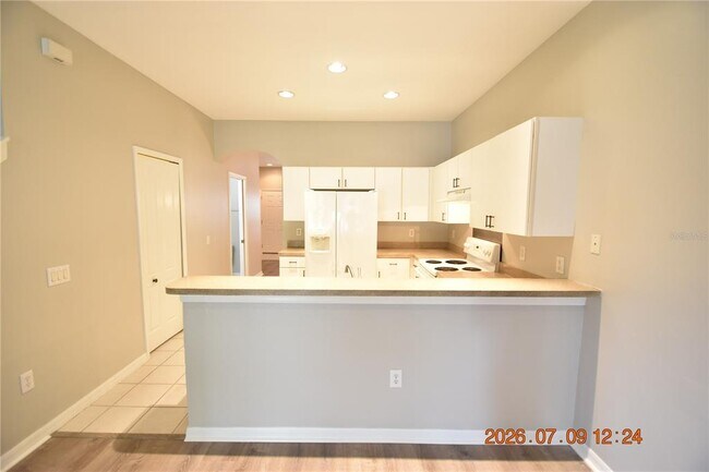 Building Photo - 13121 Kings Crossing Dr