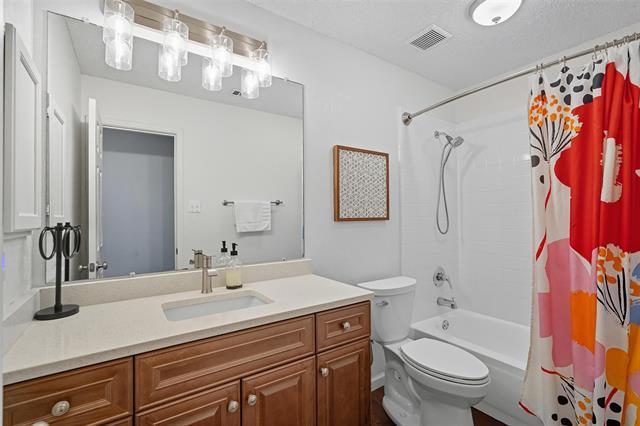Building Photo - 105 Violet Dr