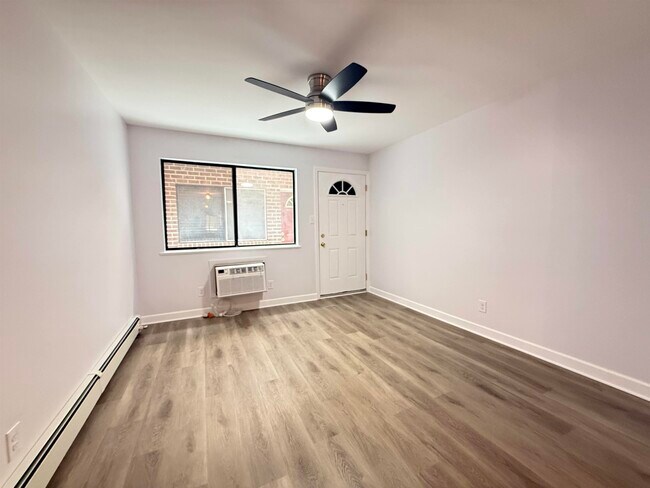 Building Photo - 78 69th St