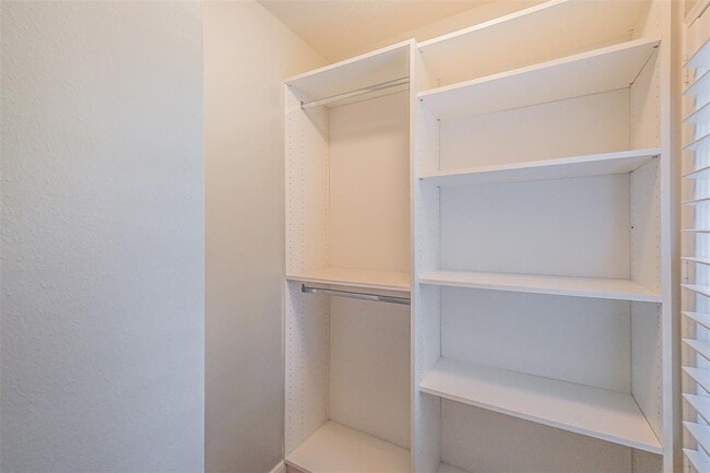 Building Photo - 5506 Langhorne Ct