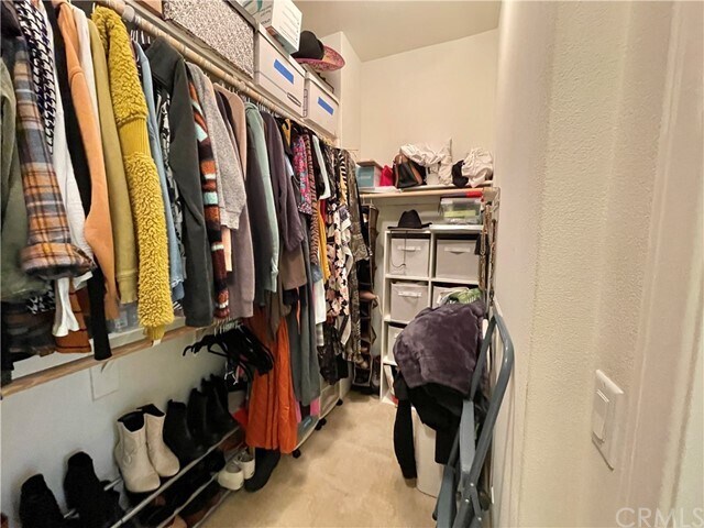 Building Photo - 36 Calypso