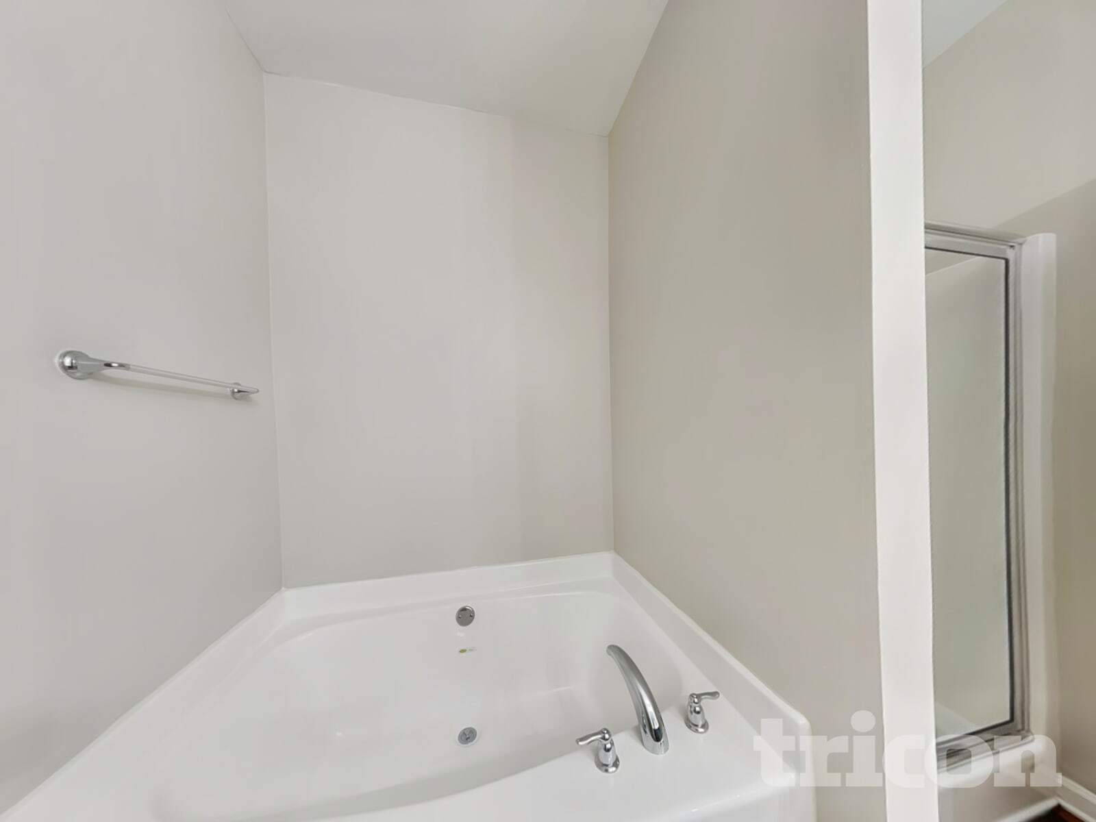 Building Photo - 731 Independence Ave