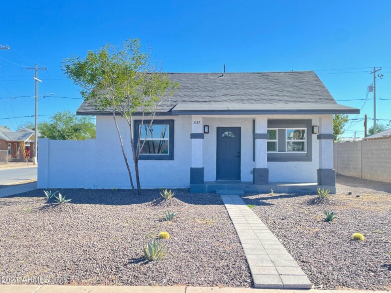 Primary Photo - 337 N 13th St