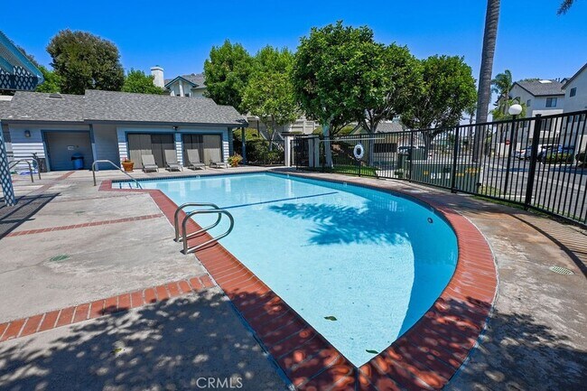 Building Photo - 15111 Freeman Ave