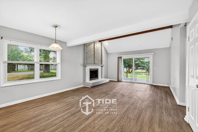 Building Photo - Spacious Home in the Heart of Summerville