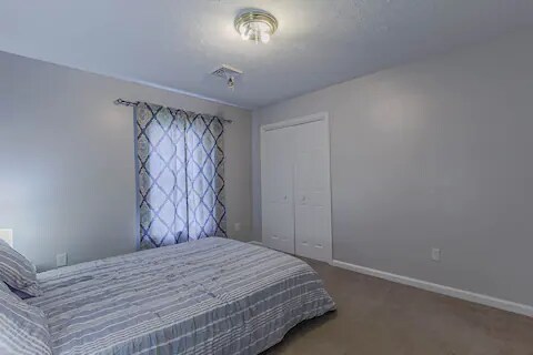 Building Photo - 1019 Cricket Ln