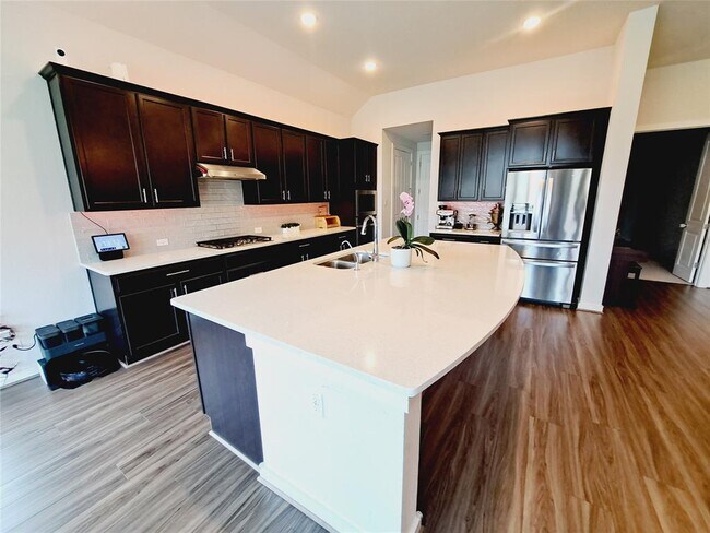 Building Photo - 4315 Hood Park Dr