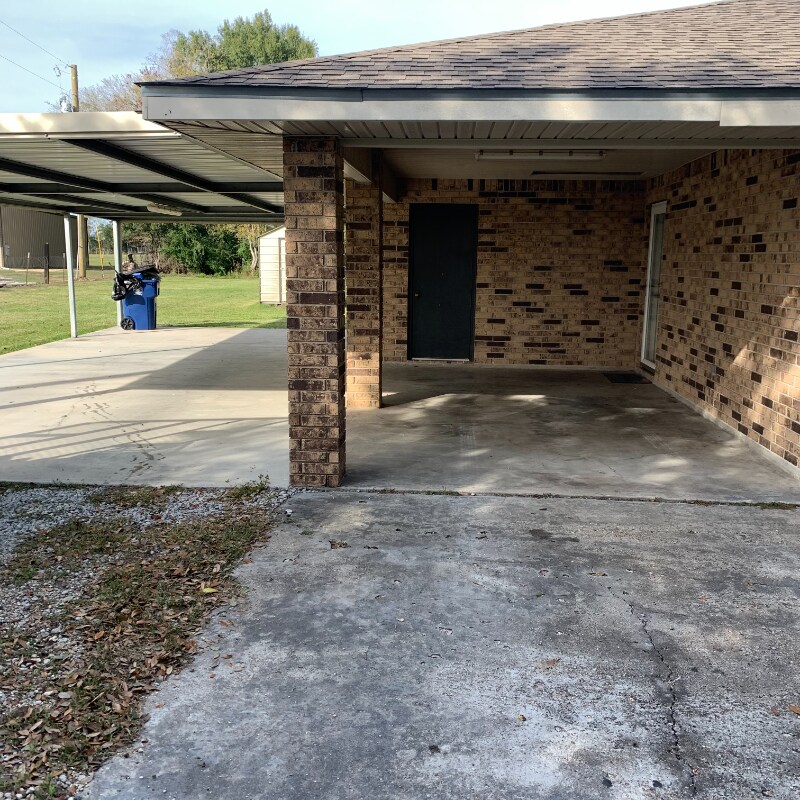 Building Photo - 214 Ed Thibodeaux Rd