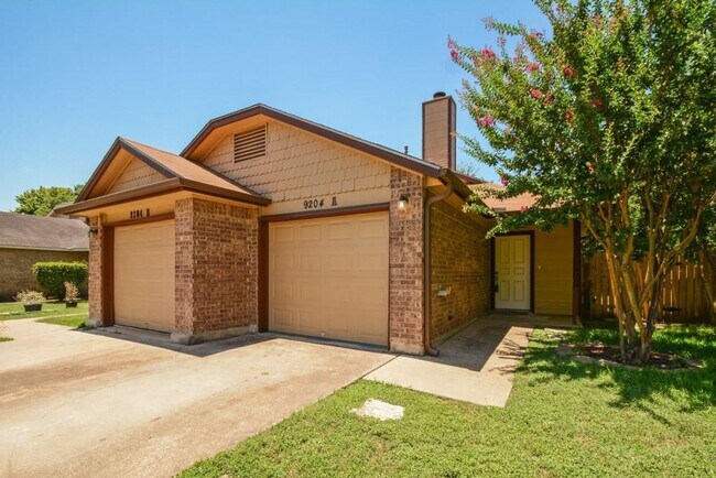 Building Photo - 9204 Sedgemoor Trail