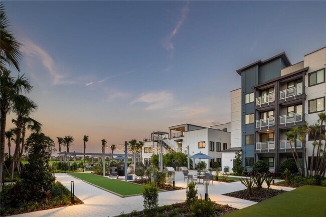 Building Photo - 5127 W Tyson Ave