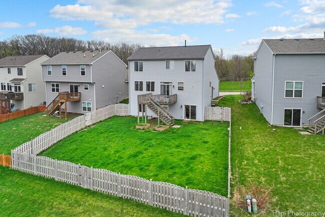 Building Photo - 176 S Cornerstone Dr