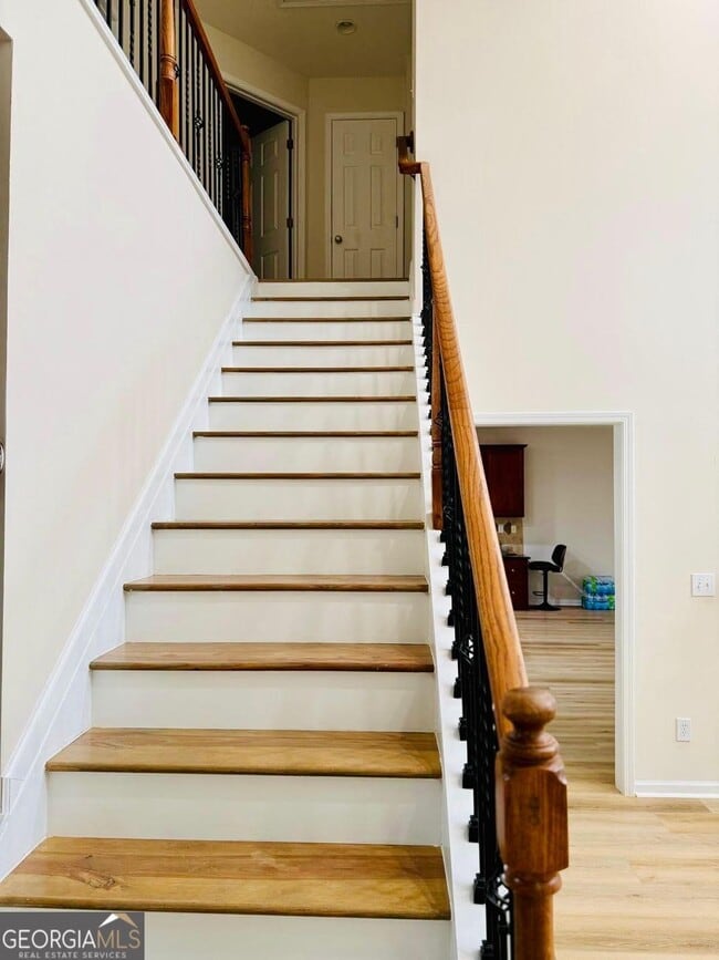 Building Photo - 830 Pimlicon Pl