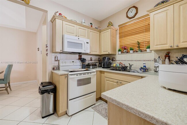 Building Photo - 15825 SW 60th Terrace