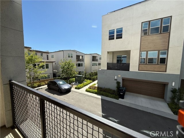 Building Photo - 995 Poppy Ct