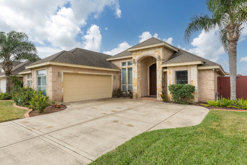 Building Photo - 3815 Spicewood Dr