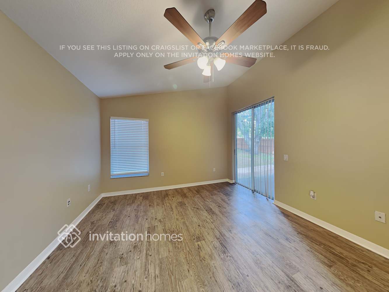 Building Photo - 724 Somerstone Dr