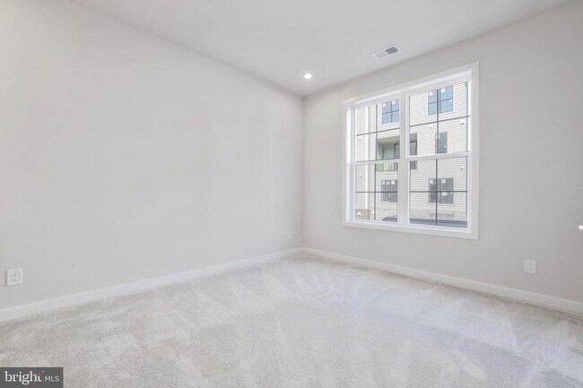 Building Photo - 7512 Sawyer Farm Wy