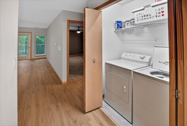 Building Photo - 8206 Starr Grass Dr