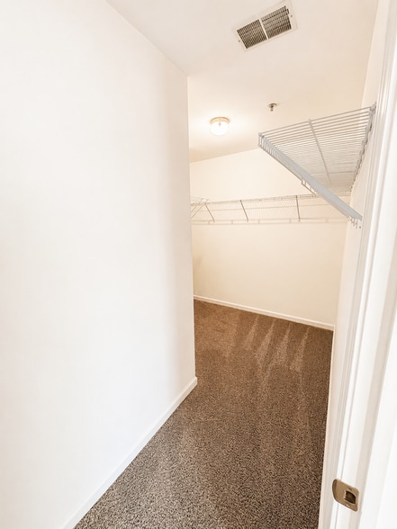 Building Photo - 109 Canvasback Way