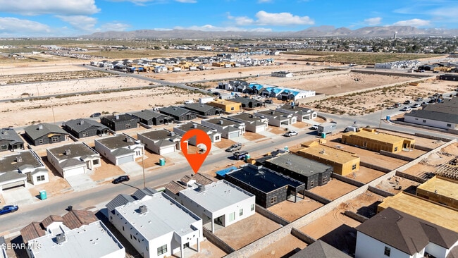 Building Photo - 15148 Destination