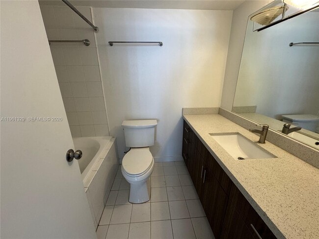 Building Photo - 18041 Biscayne Blvd