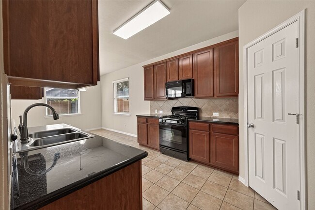 Building Photo - 9118 Cavalier Ln