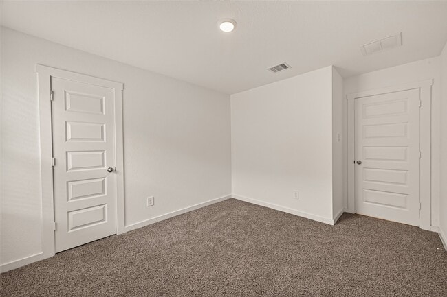 Building Photo - 3827 Pierce Pl Ln