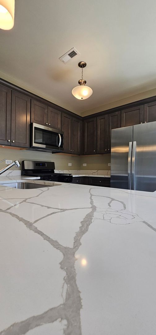 Building Photo - Emery Oak-2Br/2Ba Rental Home-First Floor