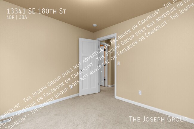Building Photo - 13341 SE 180th St