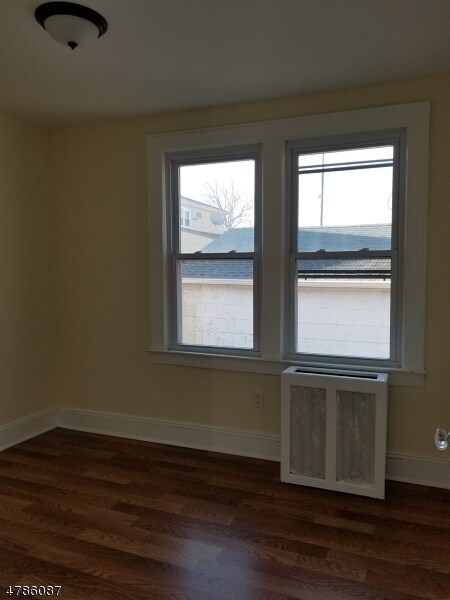 Building Photo - 11 Lewis St