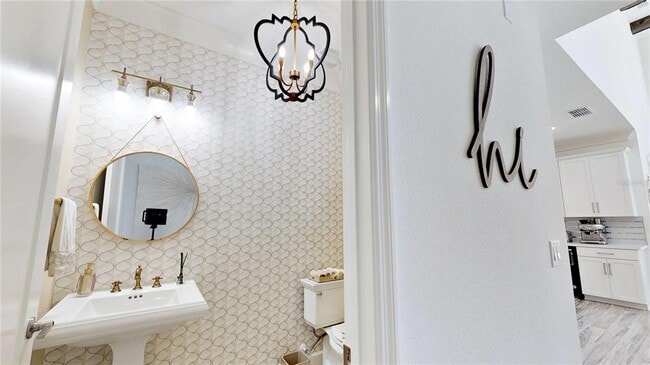 Building Photo - 6160 Hamlin Reserve Blvd