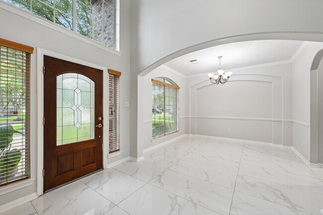 Building Photo - 20903 Ochre Willow Tr