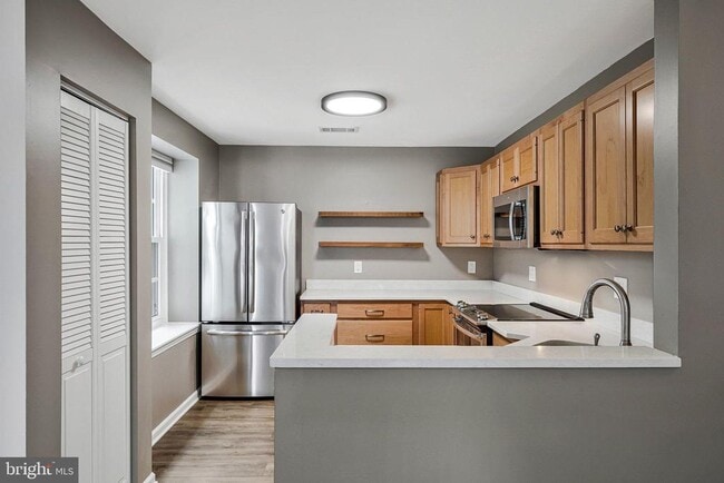 Building Photo - 2942 Yarling Ct