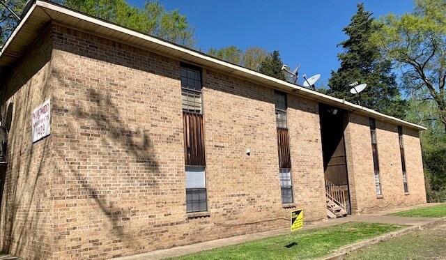 Primary Photo - 1409 Wingwood Dr