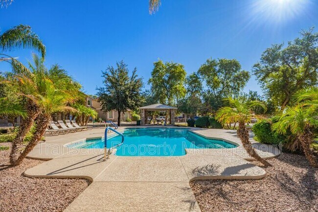 Building Photo - 10221 E Isleta Ave