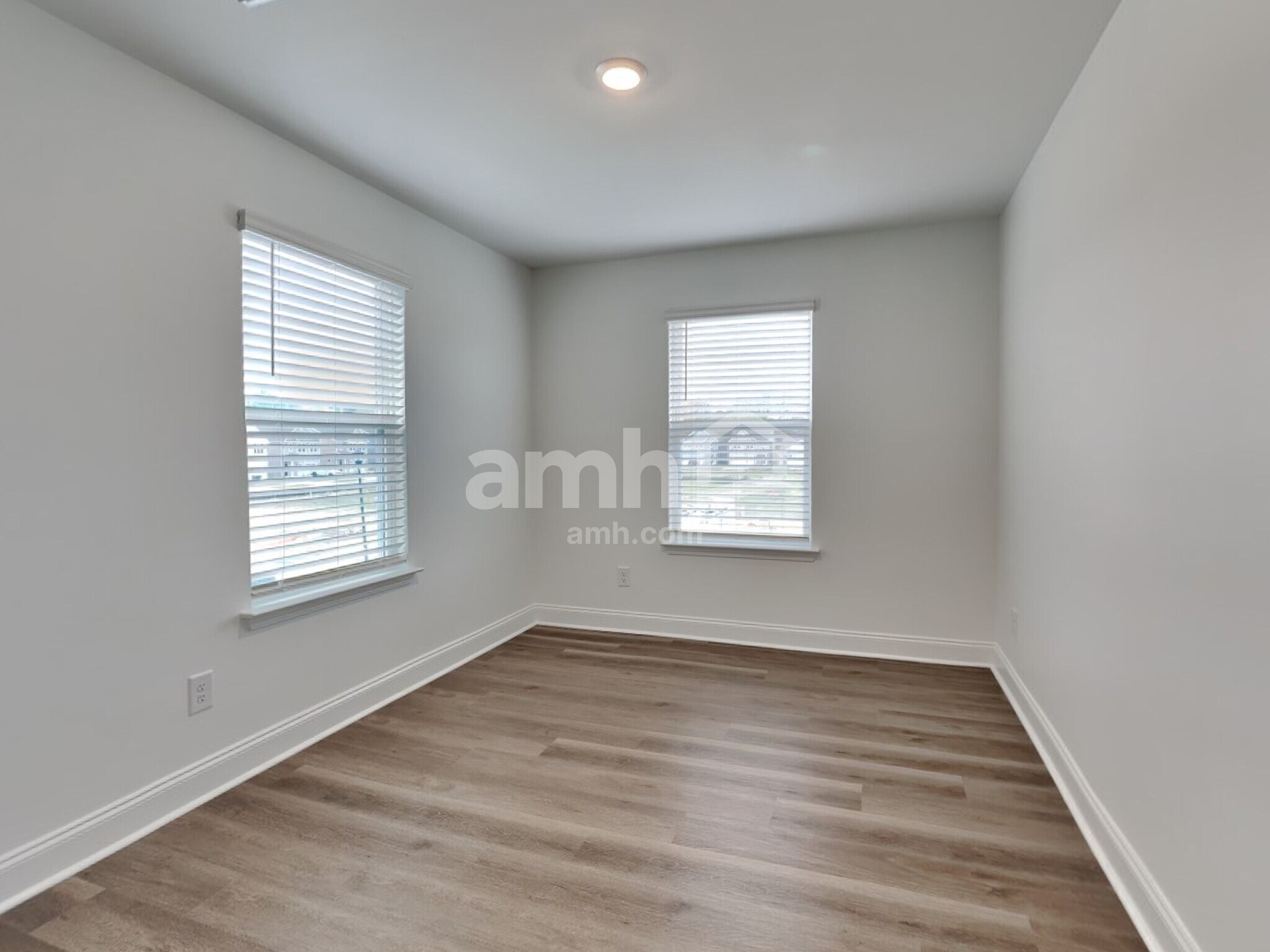 Building Photo - 108 Slice Dr