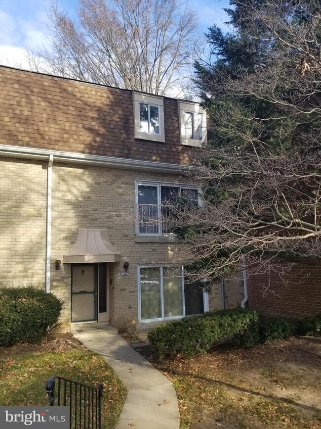 Building Photo - 3748 Persimmon Cir