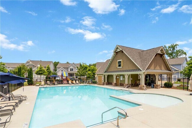 Building Photo - 510 Suwanee Pass Ln