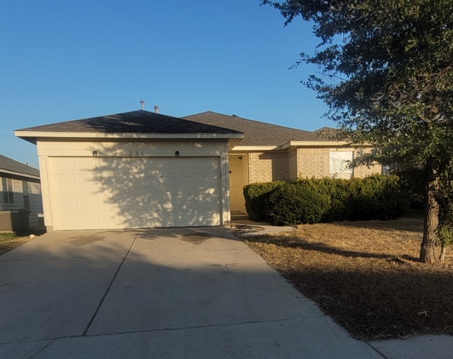 Building Photo - 234 Tolcarne Dr