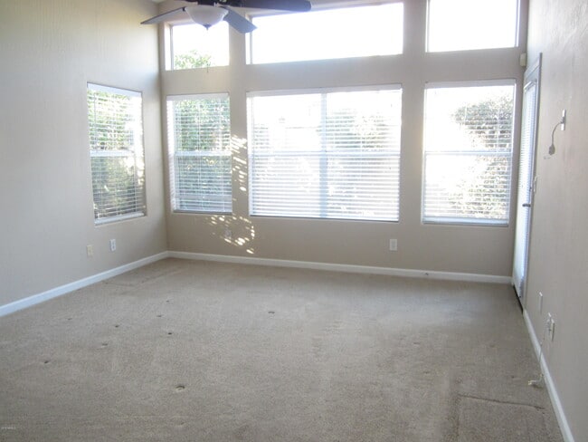 Building Photo - 11880 E Appaloosa Pl