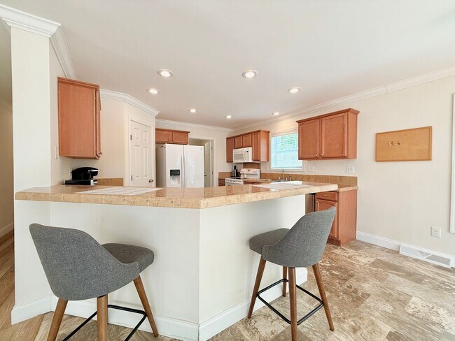 Building Photo - You’re here. You’re home. You’re happy.