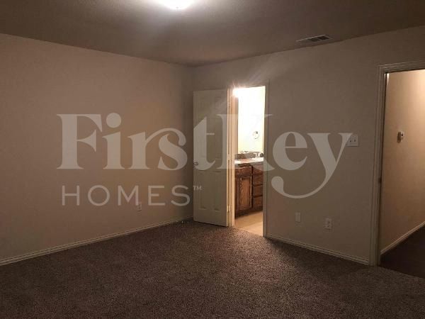 Building Photo - 1218 Jewel Ln