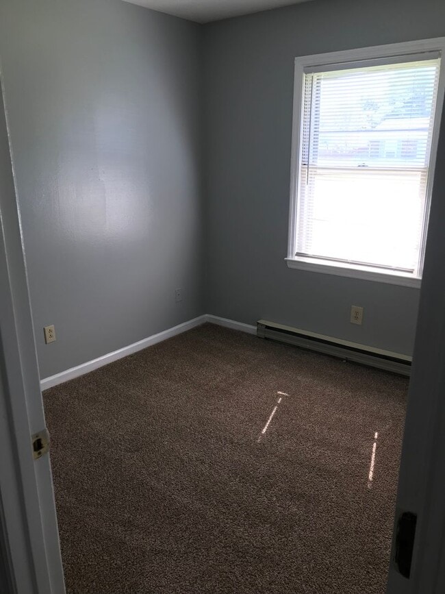 Building Photo - 3509 Buckhorn Dr