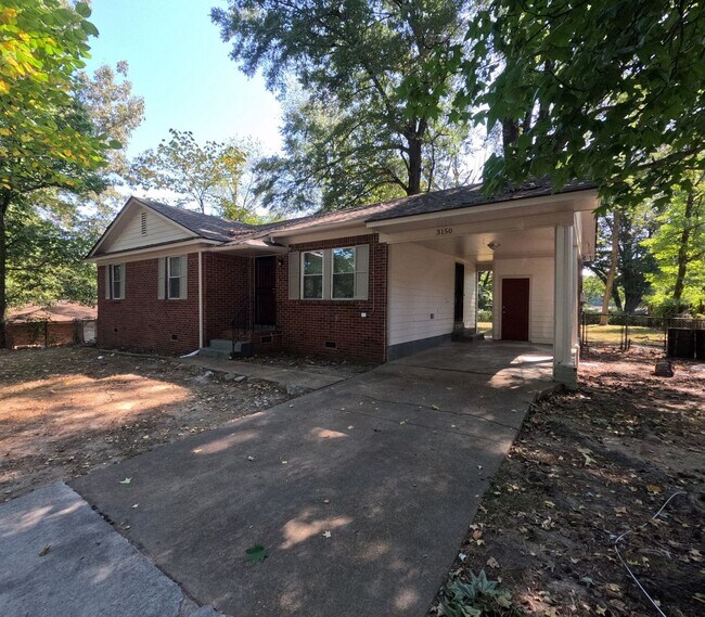 Building Photo - 3150 Parham St