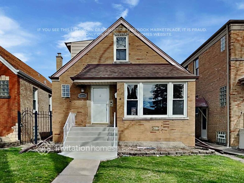 Primary Photo - 6844 W Dickens Ave