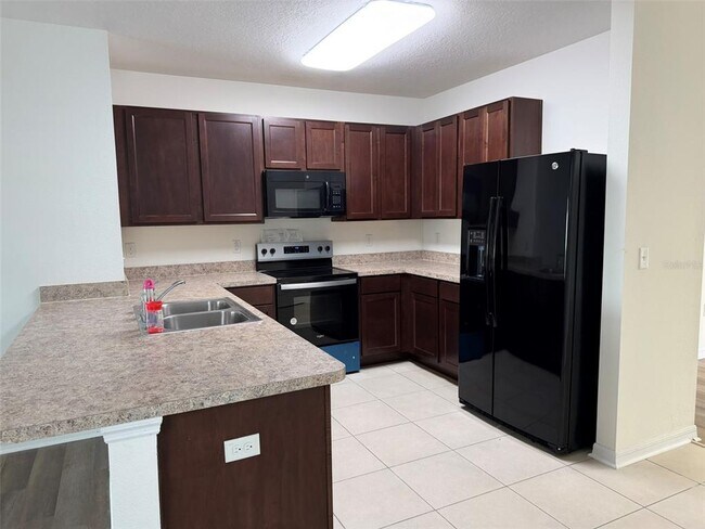 Building Photo - 10212 Hawk Storm Ave