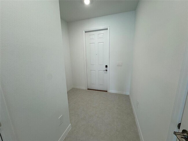 Building Photo - 10822 Ft White Ct