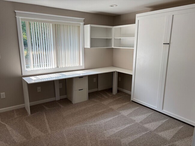 Building Photo - Beautiful 2 Bed, 2 Bath Home for Rent in Ocean Shores!