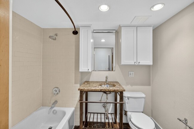 Interior Photo - 10th Street Lofts